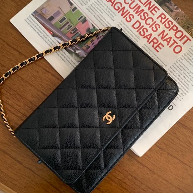 샤넬 클래식 woc