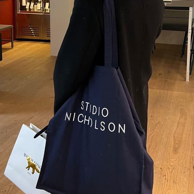 스튜디오 니콜슨 토트백 라지 새상품