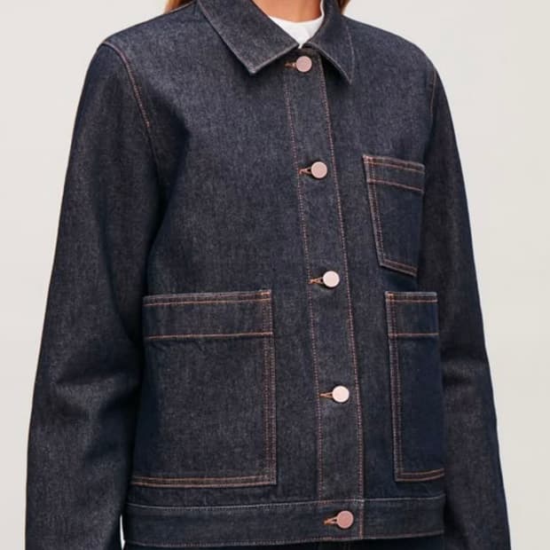 (착샷) 코스 COS 데님 자켓 패치 포켓