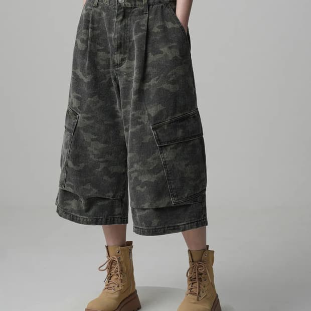 어반드레스 Side Big Denim Shorts camo