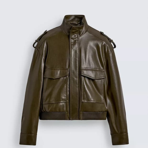 (구매)자라 크롭 페이크 레더자켓 올리브XL