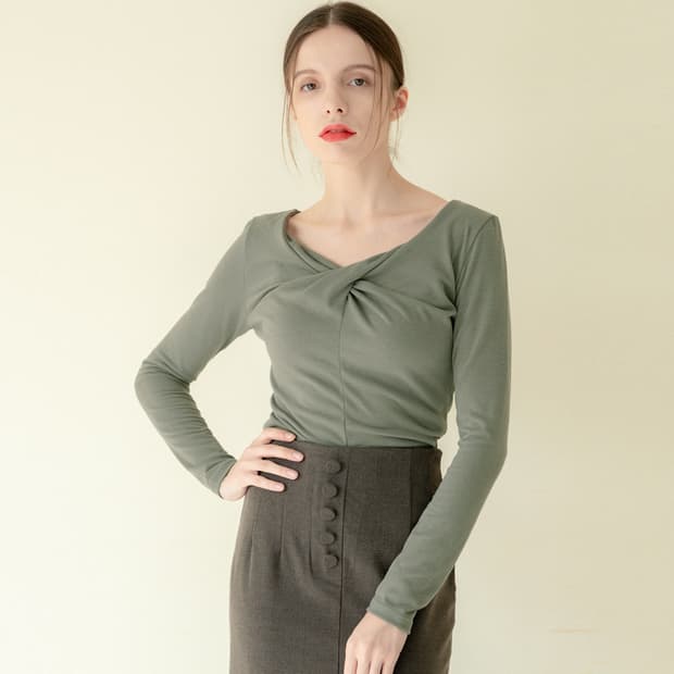 320쇼룸(320SHOWROOM) 트위스트 티셔츠 55 새상품