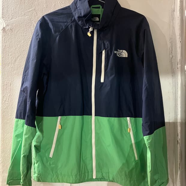 노스페이스 바람막이 90