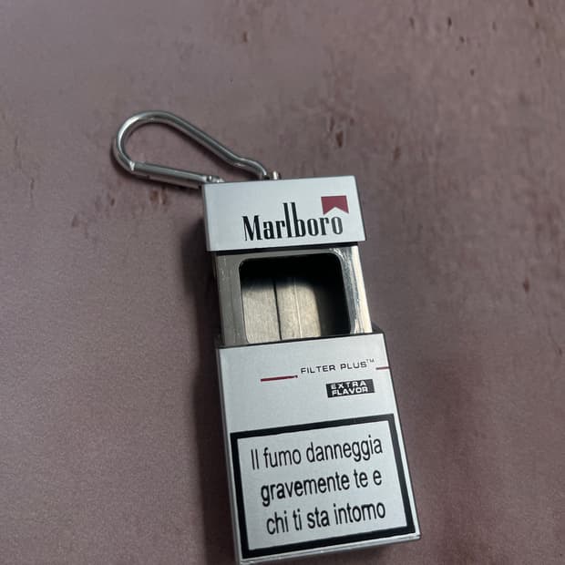 Marlboro Silver Retro Metal Keyring