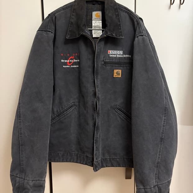 칼하트 J97 디트로이트 자켓 PTL XL