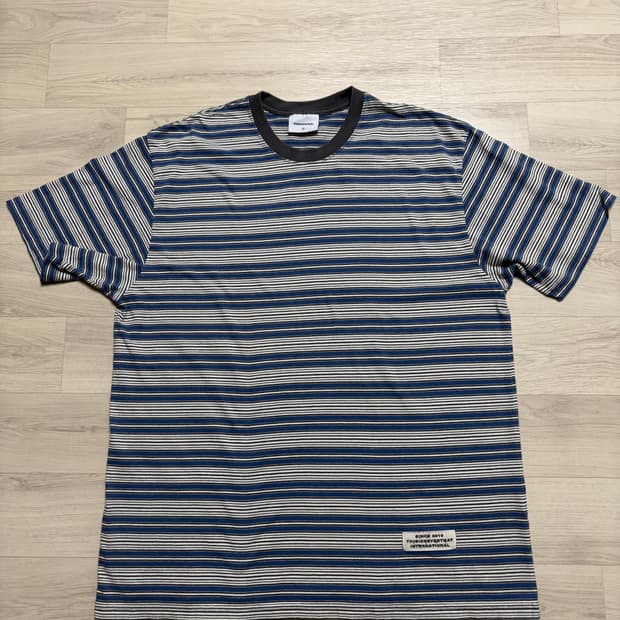 디스이즈네버댓 스트라이프 티셔츠 블루 XL사이즈 판매
