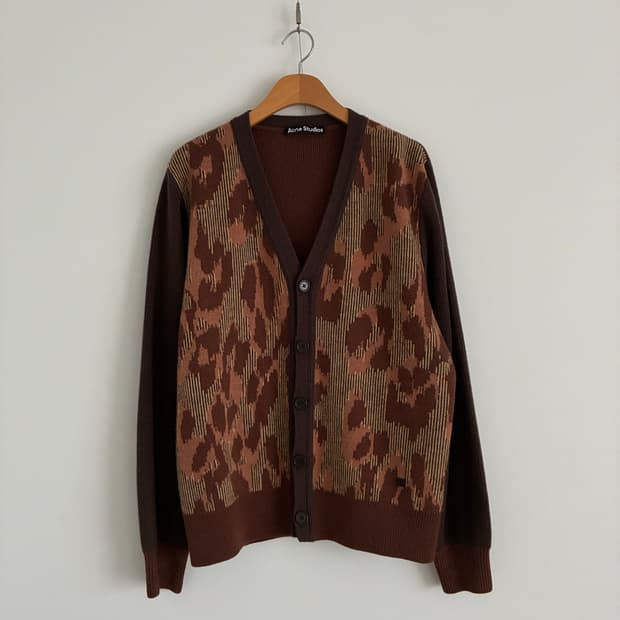 아크네 스튜디오 가디건
