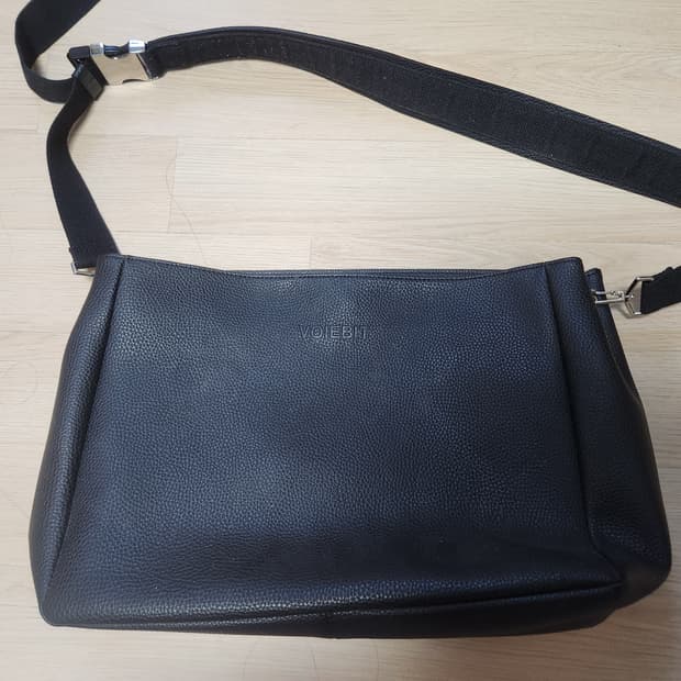 브아빗 가죽 소가죽 크로스백