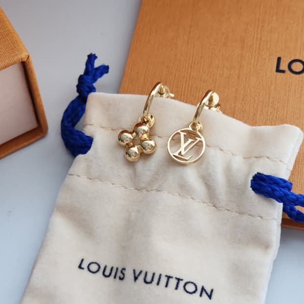 루이비통 블루밍 귀걸이
