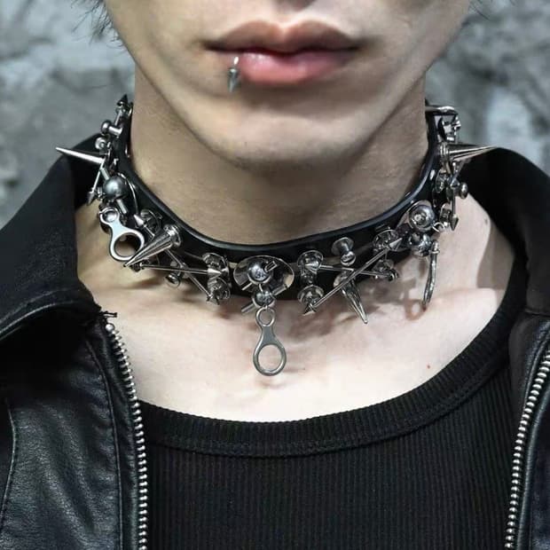 Hardcore Punk Spike Chain Choker
