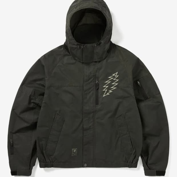 GD Lightning Bear Wind Jacket Off Black