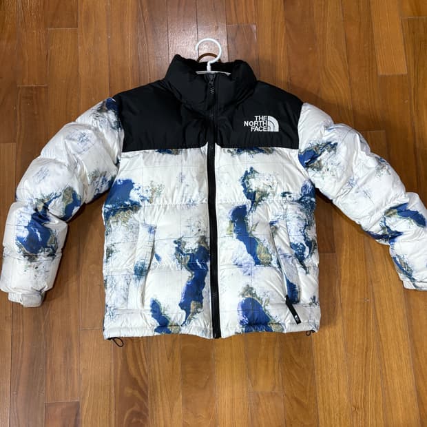 노스페이스 지구 눕시