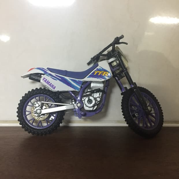 Maisto 1:18 1999 Yamaha TT250R