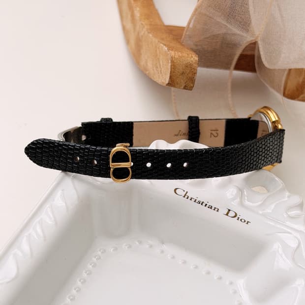 빈티지 디올 cd 버클 시계 [감정서 포함]