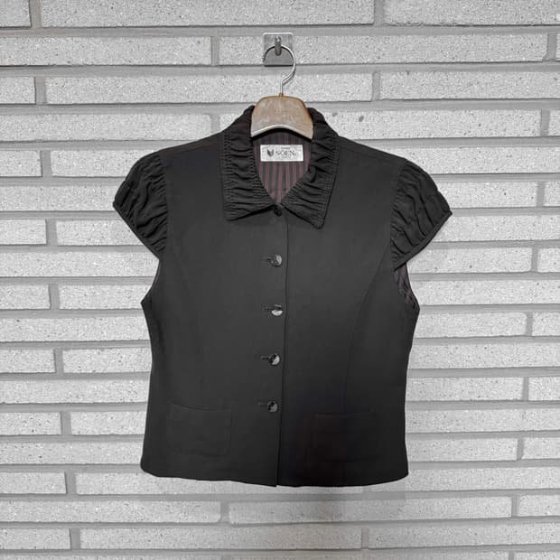 JPN VINTAGE 베스트 카라 셔링 디테일 블랙