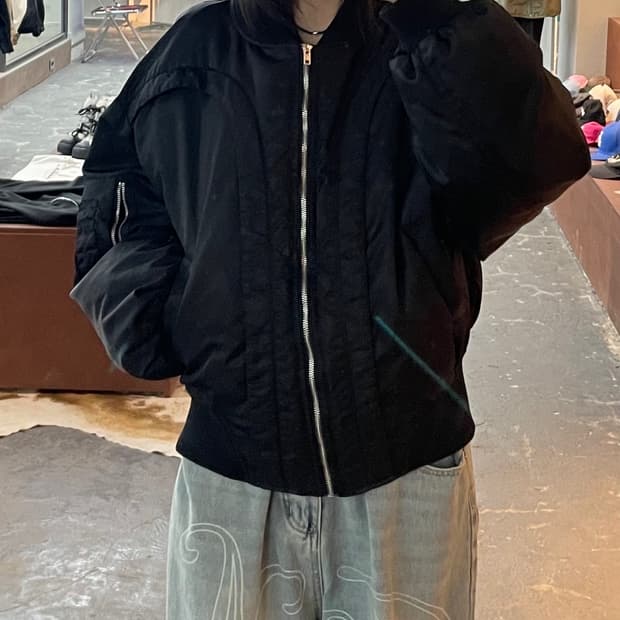 Y 오피셜 블랙 봄버 자켓 H1749