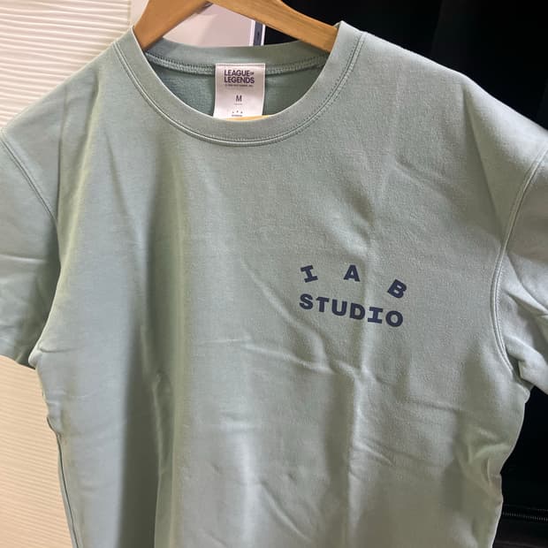 iab studio x 리그오브레전드 반팔티 M size