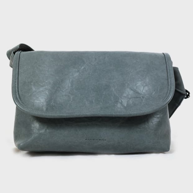 밋맷밋 크로스백 블루