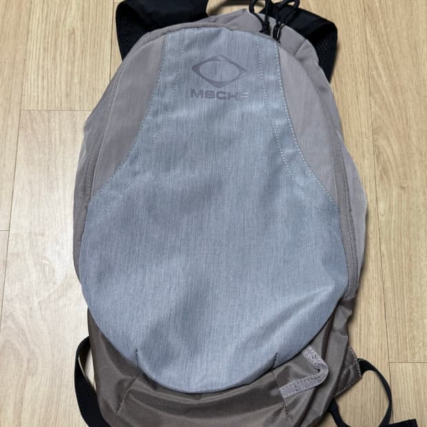 미스치프 롬버스 핑크그레이 백팩