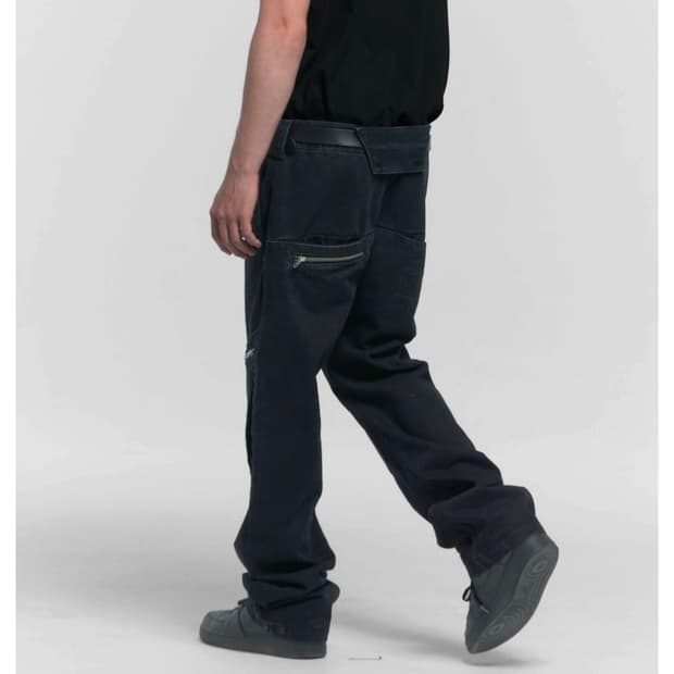 플라스틱 프로덕트 팬츠