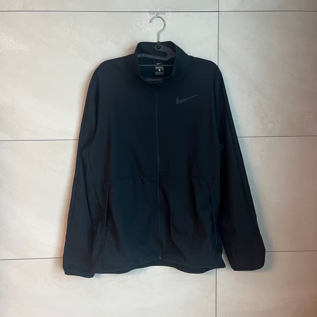 [L/100] 나이키 스우시 바람막이 집업 블랙
