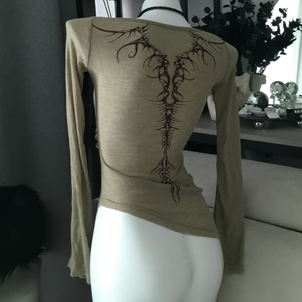 ༒ Back printed long sleeve