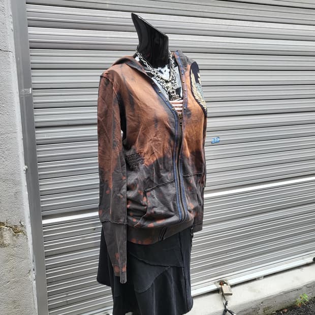 LIBERTALIA Hooded zip-up 