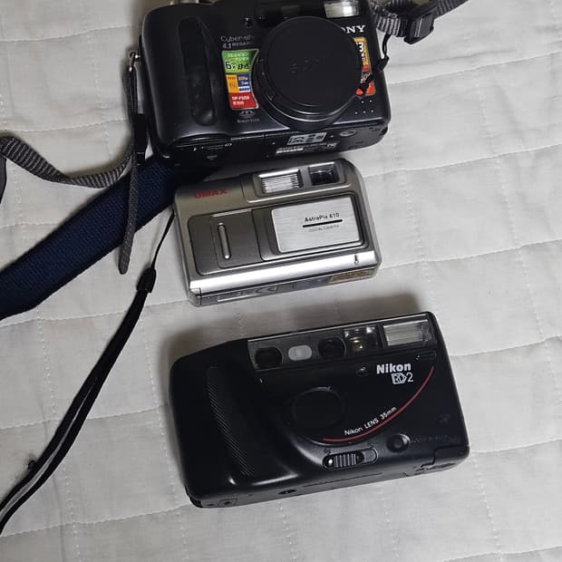 카메라 가져가세요 / 내일 오전 11시에 마감(급처)