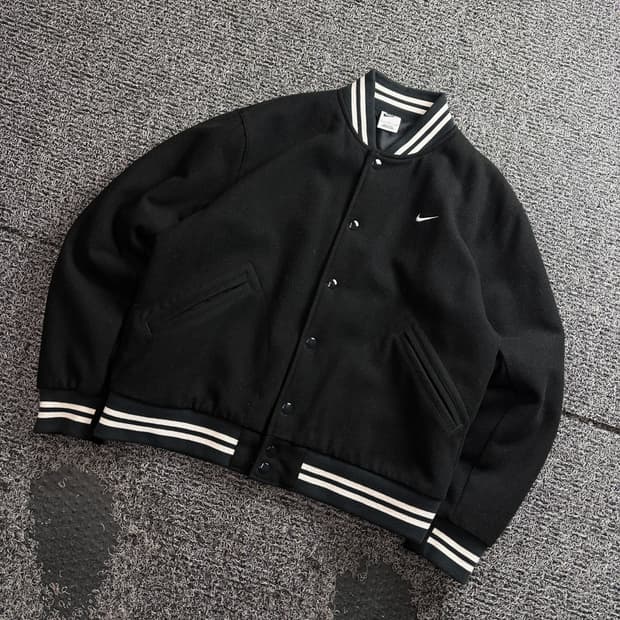 나이키 스우시 nsw 어센틱 바시티 자켓 3739