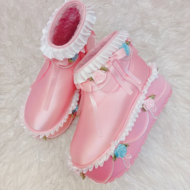 Sugar thrillz pink winter ankle boots