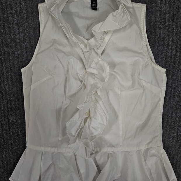 로렌 랄프로렌 화이트 버튼업 민소매 러플 블라우스 급처