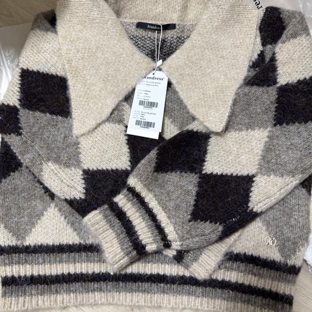 어반드레스 니트