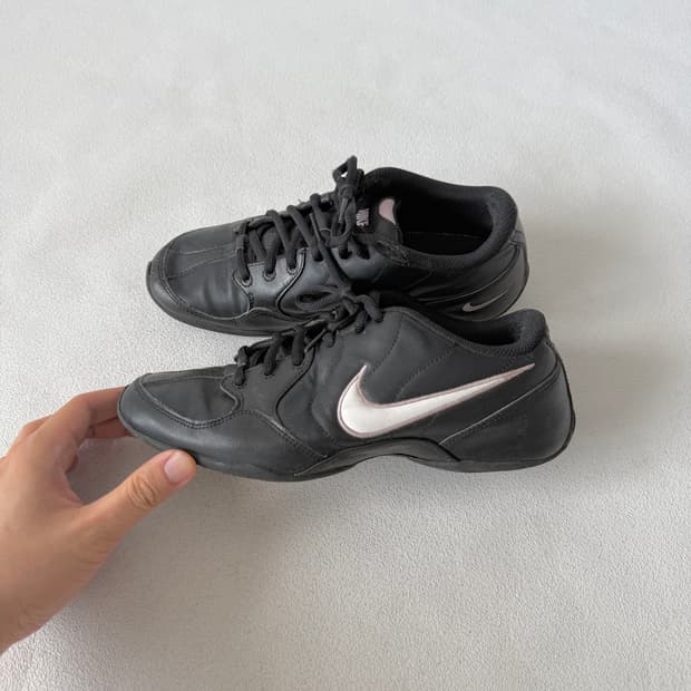 [240]나이키(NIKE) 우먼스 뮤지크4