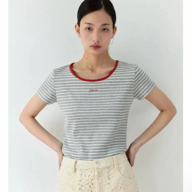 sienne 시엔느 포니 스트라이프 티셔츠