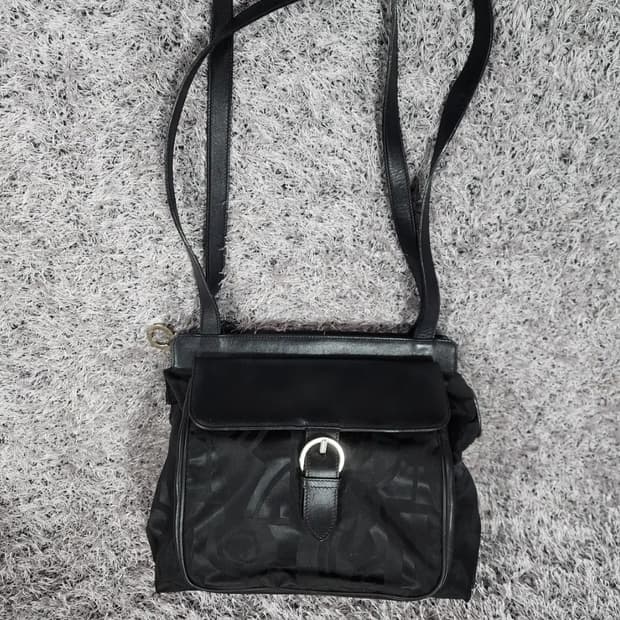 페라가모 나일론 숄더백