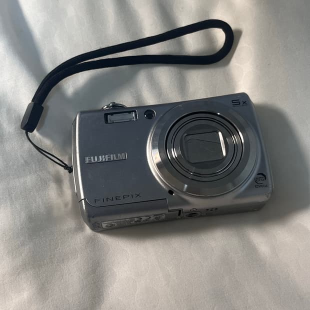 후지 파인픽스 f100fd