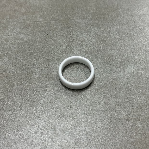 White ring - 하얀 반지