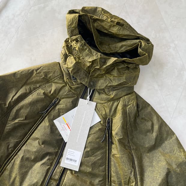 새상품)언어펙티드 패디드 오블리크 집 점퍼 크랙올리브