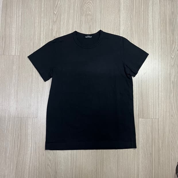 꼼데가르송 트리콧 티셔츠