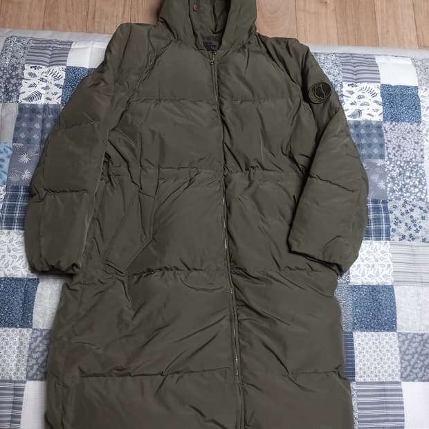 럭키슈에뜨 롱패딩 160-88 (66~77)