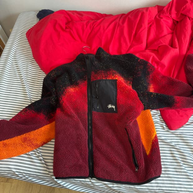 스투시 쉐르파 플리스자켓 리버서블 양면입니다 L사이즈