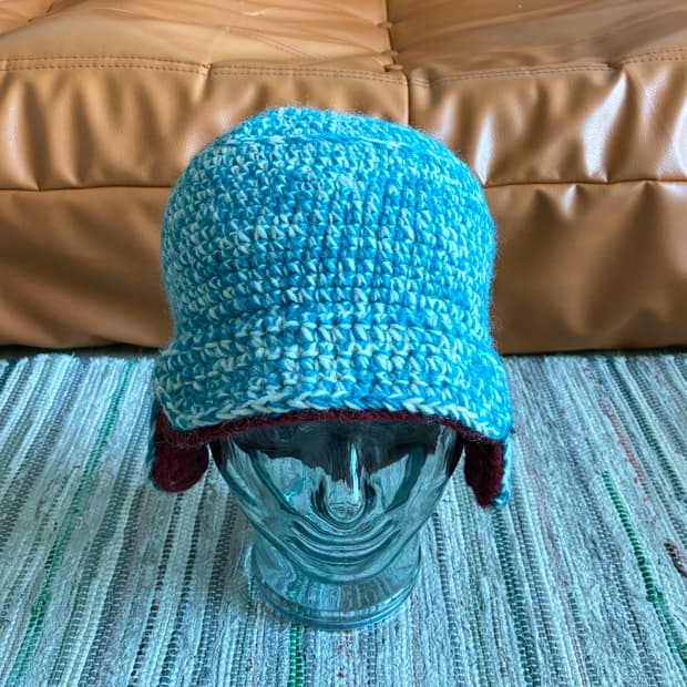 Two-tone Trapper Hat