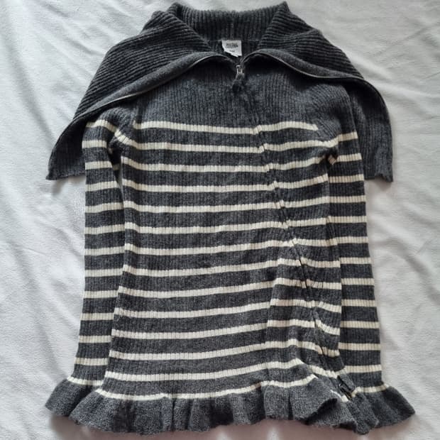 빈티지 모리걸 하구미 스트라이프 프릴 집업 니트