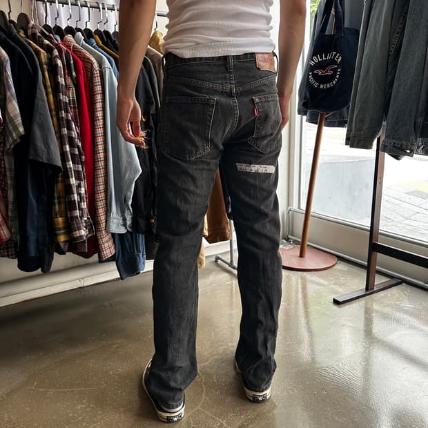 00s Levi’s 505 Black Denim Pants w29