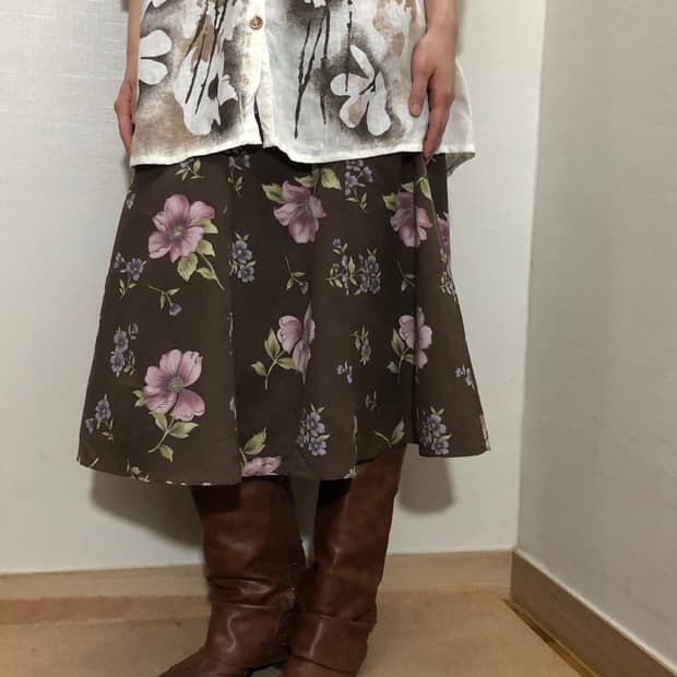 빈티지 브라운 플라워 미디 스커트