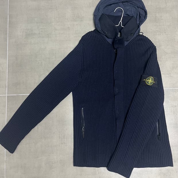 스톤아일랜드 니트 후드집업 Xl