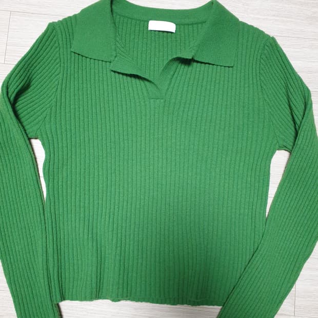 녹색 카라 골지 크롭니트 