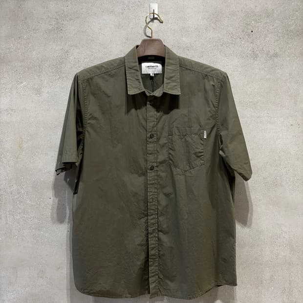 칼하트 반팔셔츠