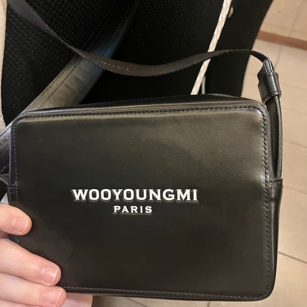 우영미 미니스퀘어백