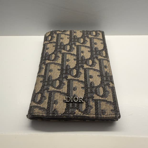 디올 오거나이저 카드지갑